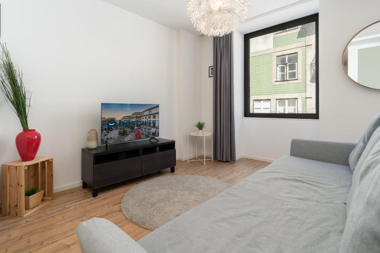 Host Wise - Charming Welcoming Flat - Centrally Located Porto Luaran gambar