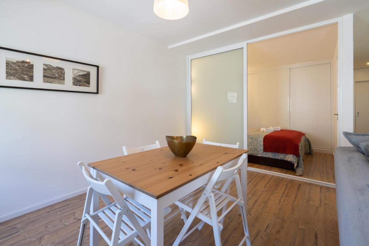 Host Wise - Charming Welcoming Flat - Centrally Located Porto Luaran gambar