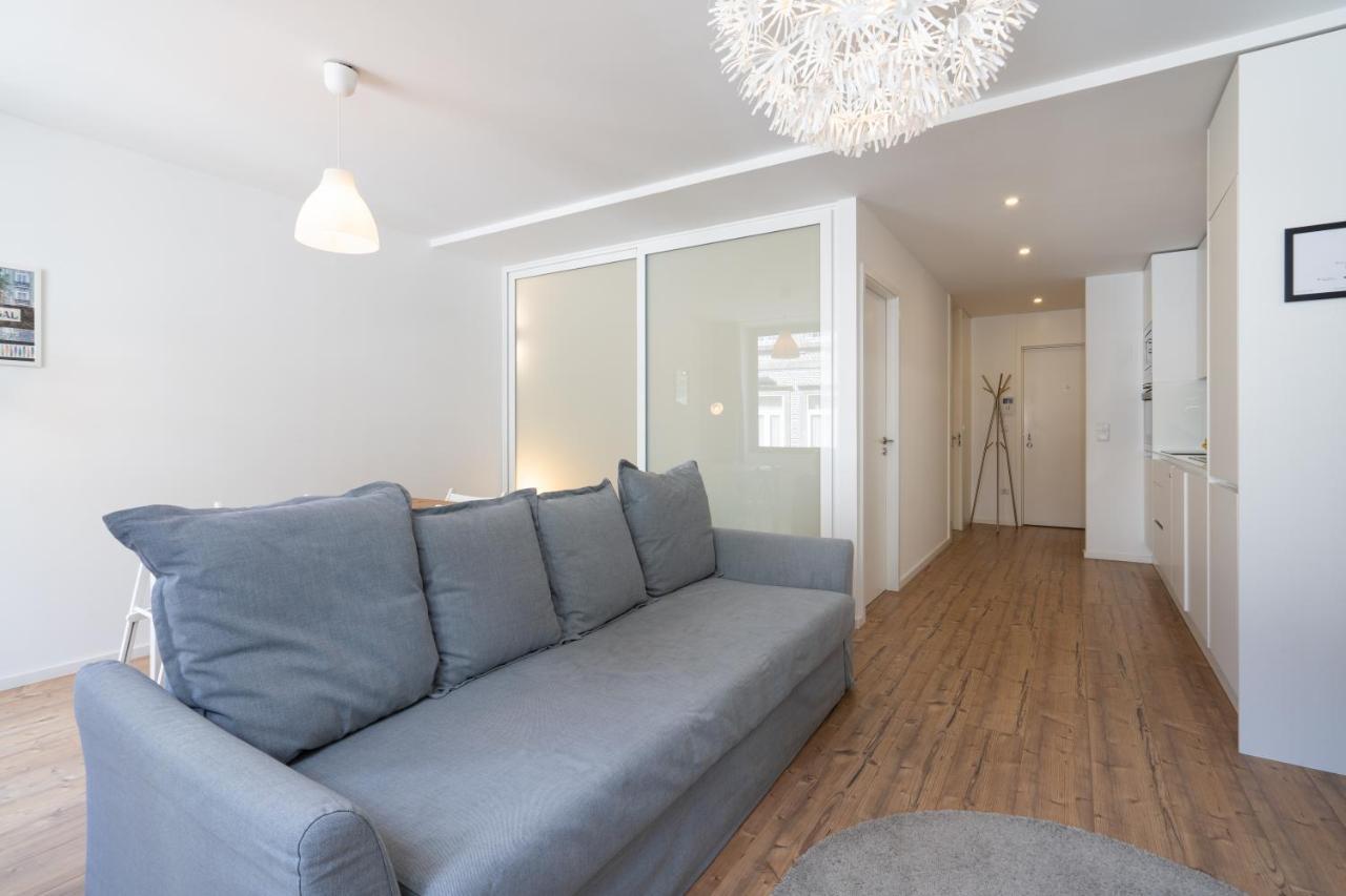 Host Wise - Charming Welcoming Flat - Centrally Located Porto Luaran gambar