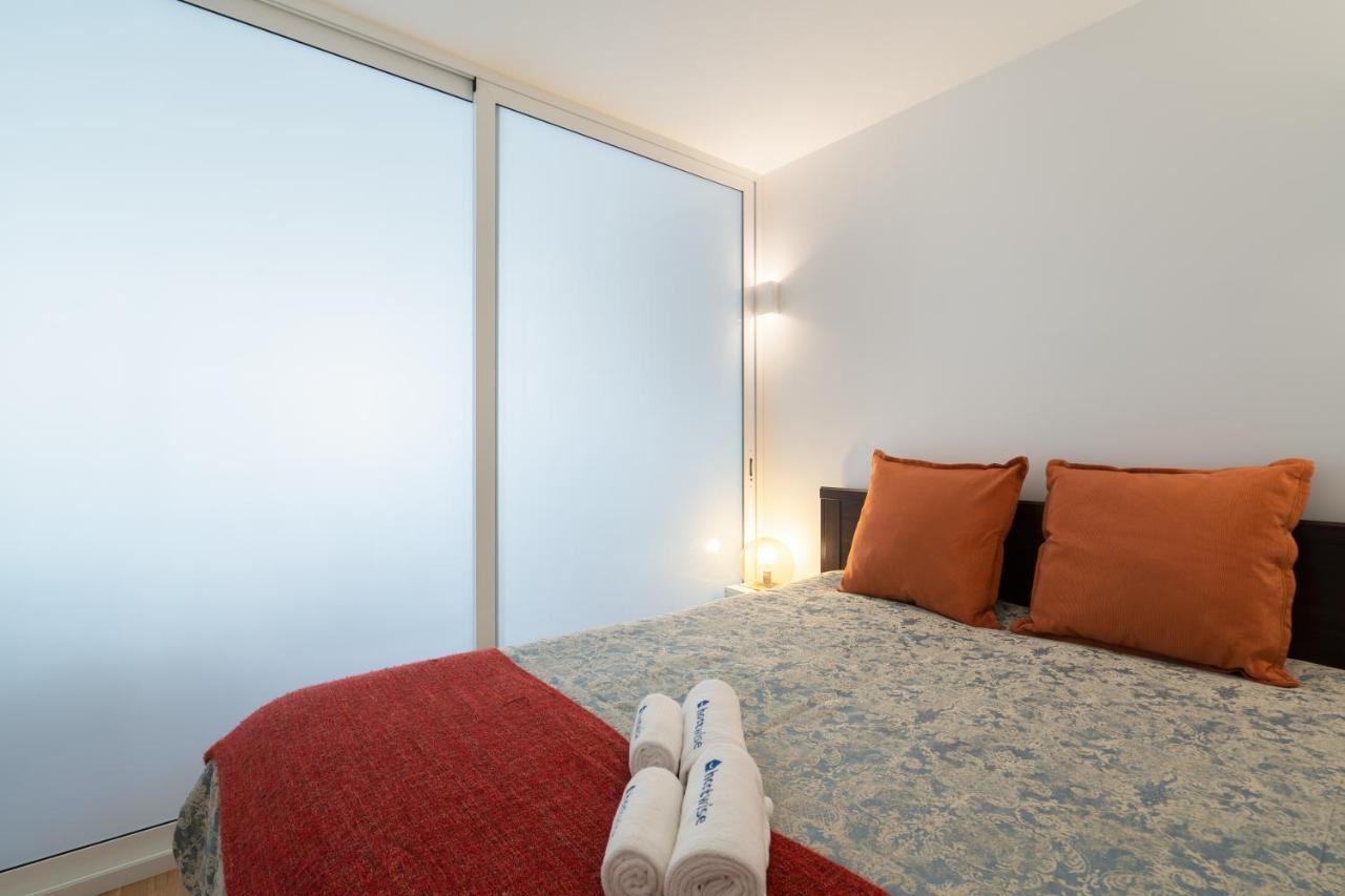 Host Wise - Charming Welcoming Flat - Centrally Located Porto Luaran gambar