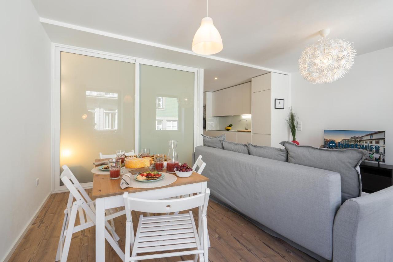 Host Wise - Charming Welcoming Flat - Centrally Located Porto Luaran gambar