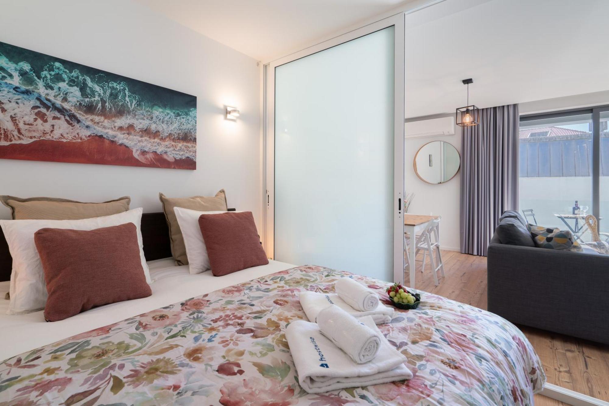 Host Wise - Charming Welcoming Flat - Centrally Located Porto Luaran gambar